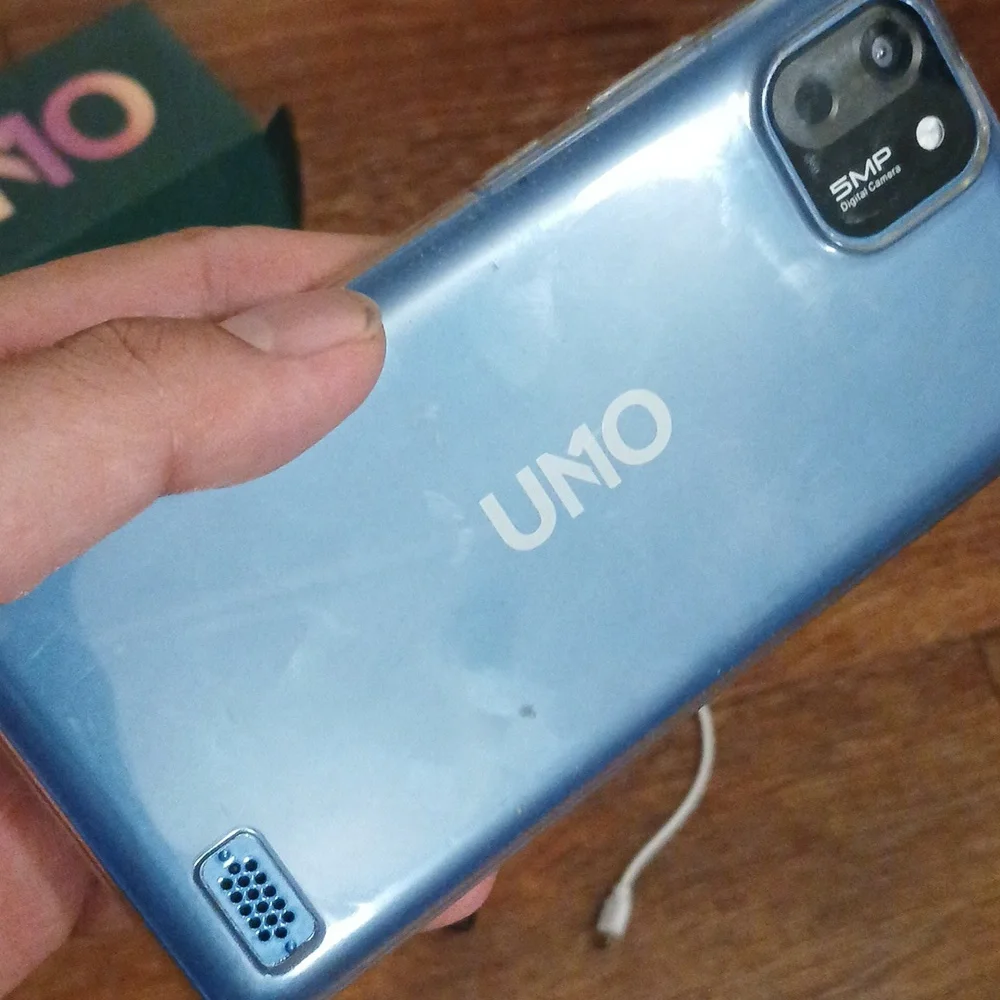UNO Premier Pro Android Smartphone